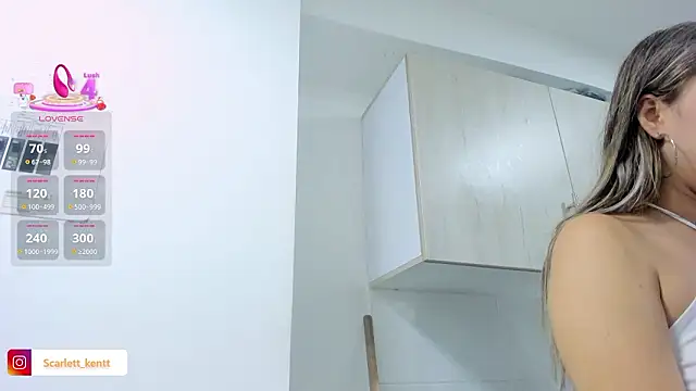 Snapshot of ScarlettAndClark chatting on 12, 2, 2026 ScarlettAndClark online show from 12, 2, 2026