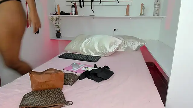 Alejandra Dunn online show from 19, 11, 2025