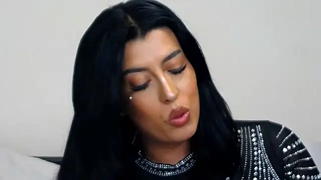 GiseleReine online show from 4, 2, 2025