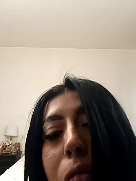 GiseleReine online show from 10, 2, 2025