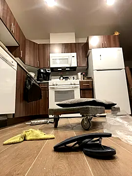 Snapshot of SexyB214 chatting on 30, 10, 2025 SexyB214 online show from 30, 10, 2025