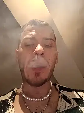 Snapshot of BenDover313OF chatting on 15, 12, 2024 BenDover313OF online show from 15, 12, 2024