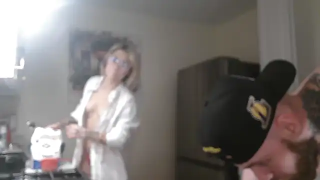 Snapshot of NatalieKneals chatting on 28, 11, 2025 NatalieKneals online show from 28, 11, 2025