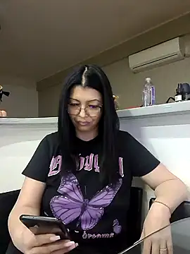 Milf Abigail online show from 6, 2, 2025