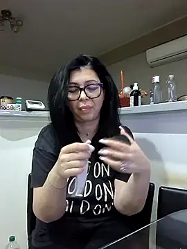 Milf Abigail online show from 30, 11, 2025