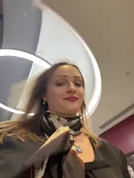 LadyTatiana Madam online show from 4, 2, 2026