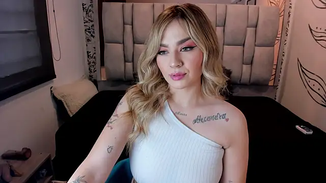 KataHot  online show from 12, 11, 2025