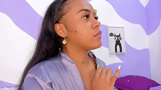 MONAAXXX  online show from 18, 2, 2025