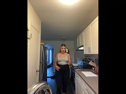 MelSaunders online show from 10, 9, 2025