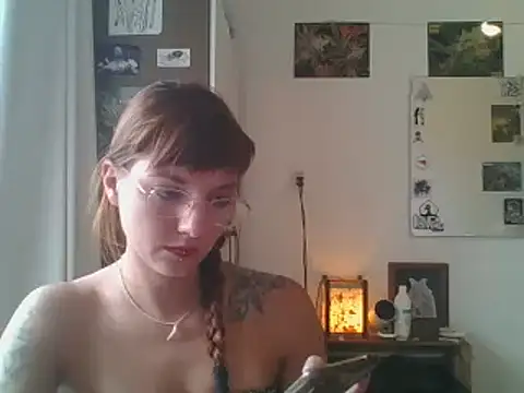 SweetyBabyDemon online show from 19, 12, 2024