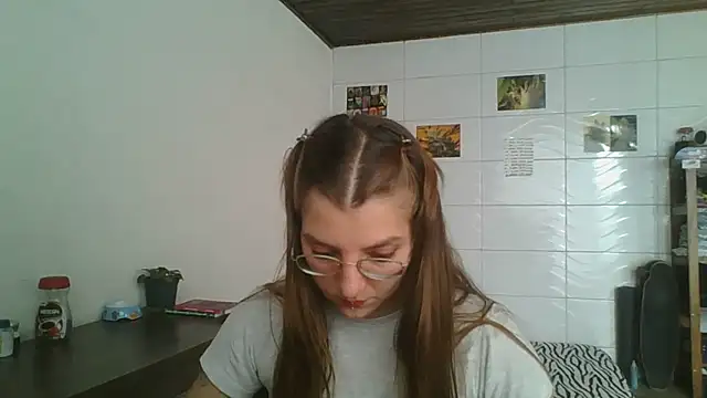 SweetyBabyDemon online show from 30, 11, 2025