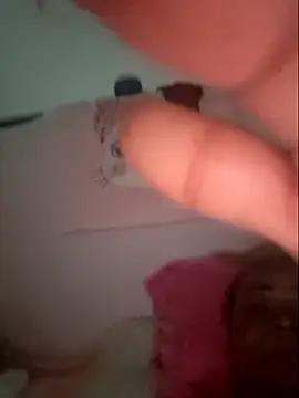 gatadeojosclaros online show from 25, 1, 2025