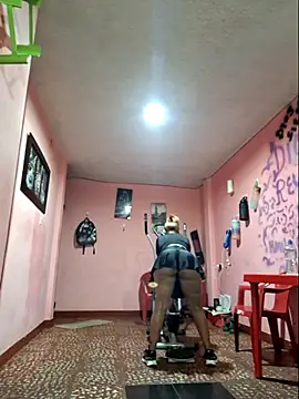 gatadeojosclaros online show from 4, 11, 2025