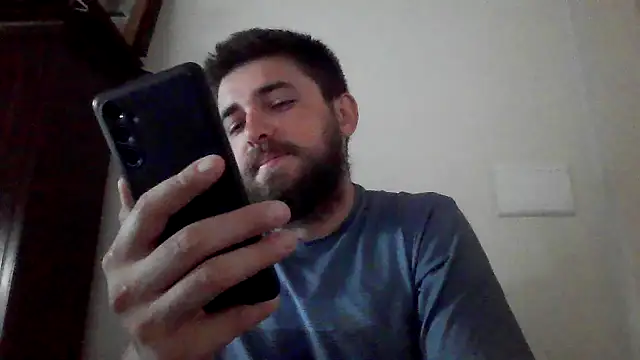 Snapshot of Dat1994 chatting on 3, 2, 2025 Dat1994 online show from 3, 2, 2025