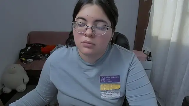 Snapshot of Aria_Fullbuster chatting on 22, 11, 2025 Aria Fullbuster online show from 22, 11, 2025