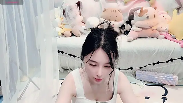 AKiKi711 online show from 28, 2, 2026