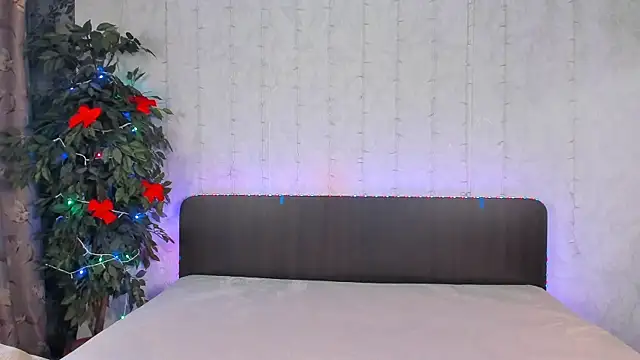Milana Crystal  online show from 19, 12, 2024