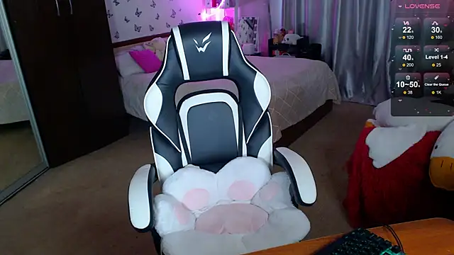 Snapshot of Sidney_blush chatting on 18, 3, 2026 Sidney blush online show from 18, 3, 2026