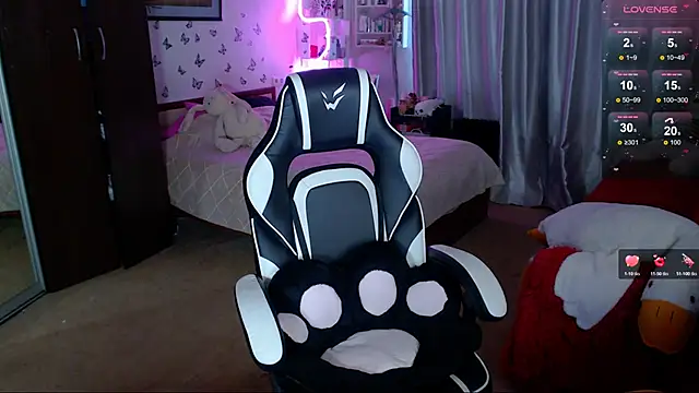 Snapshot of Sidney_blush chatting on 26, 3, 2026 Sidney blush online show from 26, 3, 2026