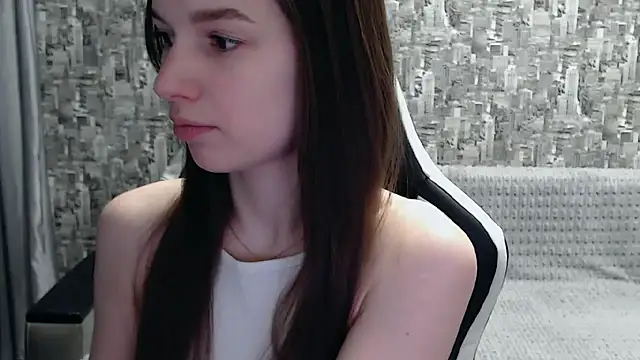 MissMiaCutie online show from 1, 3, 2025