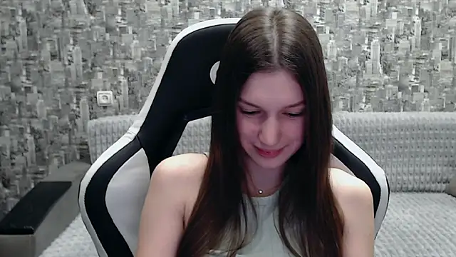 MissMiaCutie online show from 6, 3, 2025
