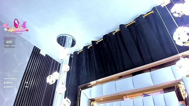 SarayRoyse online show from 11, 1, 2026