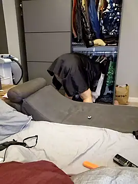 Snapshot of Esmertarcinim chatting on 12, 3, 2025 Esmertarcinim online show from 12, 3, 2025