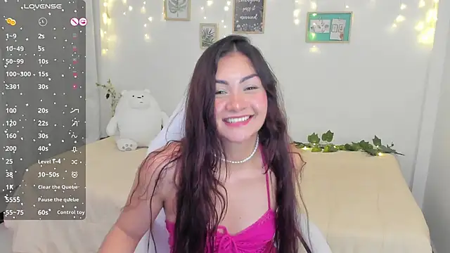 Snapshot of cute_baby5 chatting on 5, 1, 2025 cute baby5 online show from 5, 1, 2025
