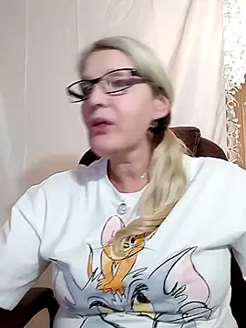 irinamaux online show from 25, 1, 2025