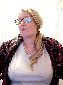 irinamaux online show from 9, 2, 2025