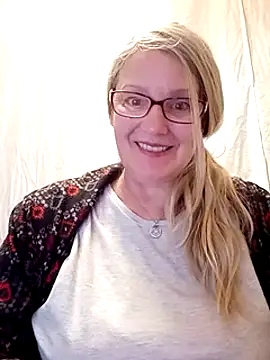 irinamaux online show from 12, 2, 2025