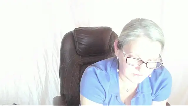 irinamaux online show from 22, 3, 2025