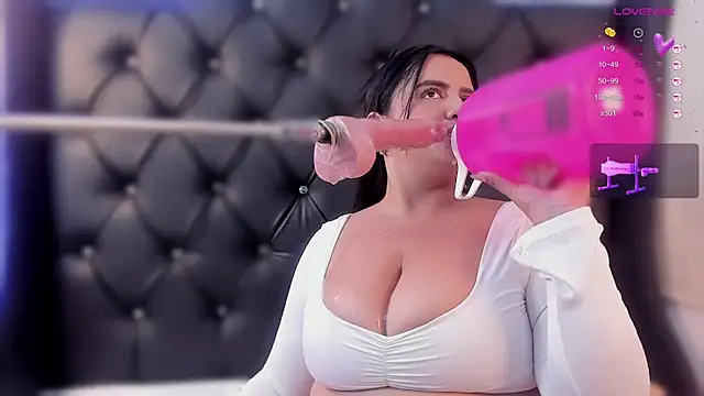 sweett katty  online show from 3, 1, 2025