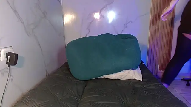 mollyguns online show from 22, 2, 2026