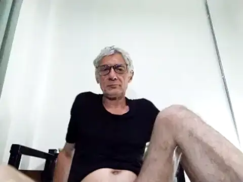 BIGUNCUTHARDCOCK online show from 5, 3, 2025