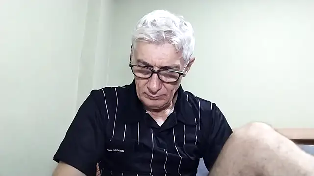 BIGUNCUTHARDCOCK online show from 6, 1, 2026