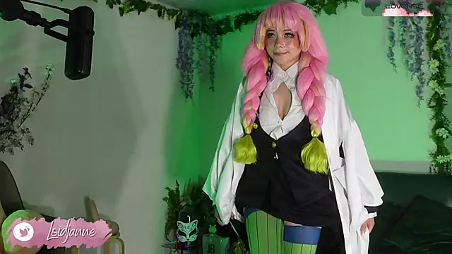 Snapshot of loIijanne chatting on 18, 11, 2025 loIijanne online show from 18, 11, 2025