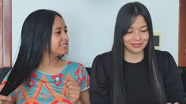 2SummerLove1 online show from 17, 11, 2025