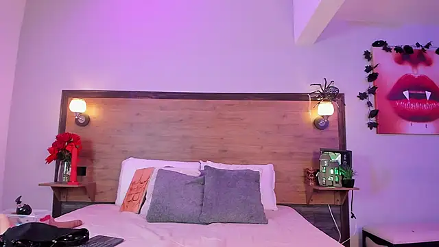 EmmaBakeer online show from 20, 10, 2025