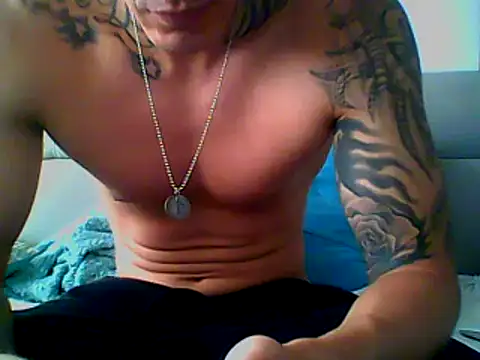 Snapshot of Skater29xx2 chatting on 26, 2, 2025 Skater29xx2 online show from 26, 2, 2025