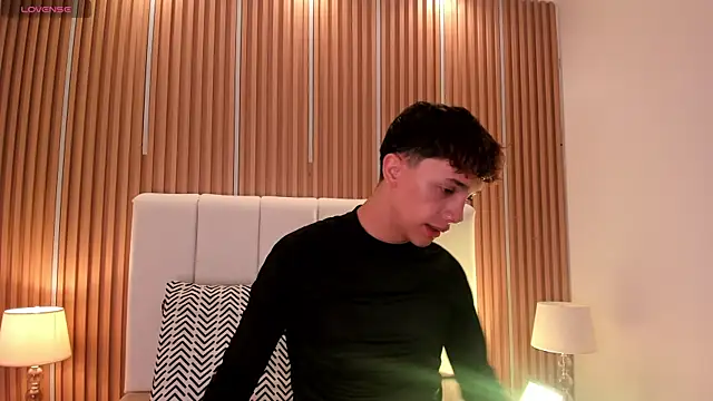 Tomy Rox online show from 8, 2, 2026