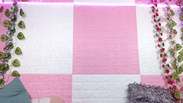 AnyaFloyd69 online show from 22, 2, 2025