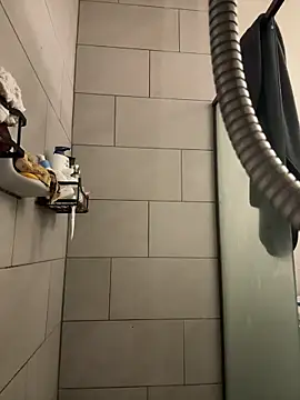 symone4u online show from 2, 2, 2025