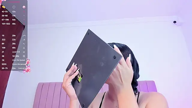 Snapshot of Arii_Vga chatting on 2, 2, 2026 Arii Vga online show from 2, 2, 2026