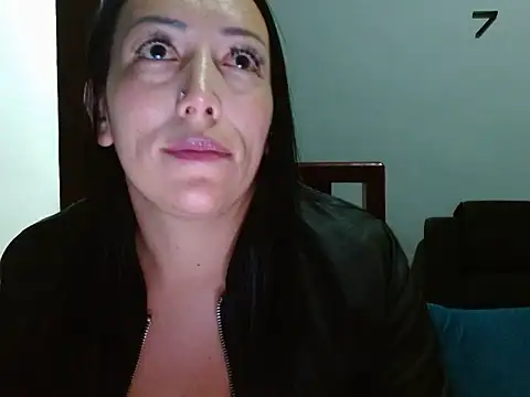 Laura martin  online show from 31, 1, 2025