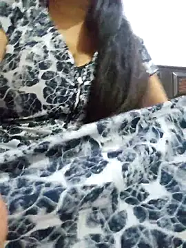 Love Tina  online show from 15, 11, 2025