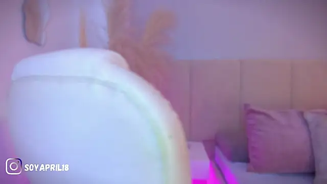 Snapshot of aprilebony_ chatting on 6, 4, 2026 aprilebony online show from 6, 4, 2026