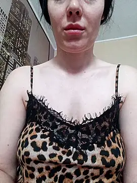 Snapshot of Pen_Janis chatting on 3, 11, 2025 Pen Janis online show from 3, 11, 2025