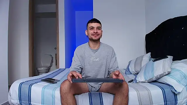 Aron-santoro online show from 27, 11, 2025