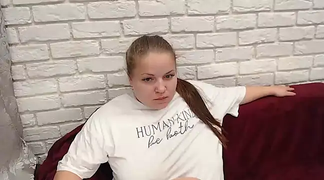 Crazyy girl  online show from 25, 2, 2025